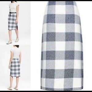 BANANA republic blue white checkered pencil skirt Sz 4
